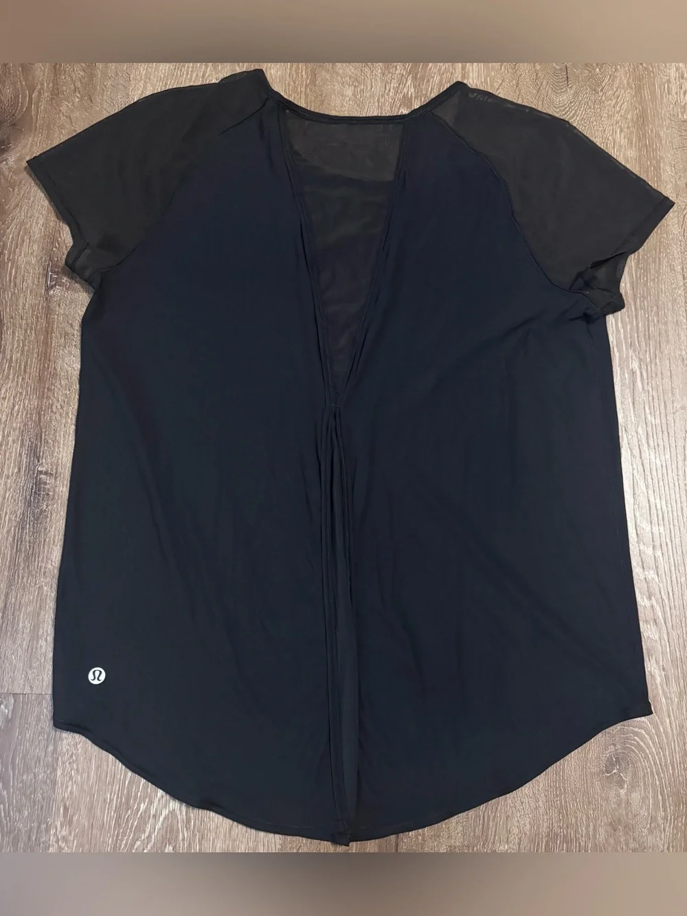 Lululemon Mix & Mesh Short Sleeve Tee